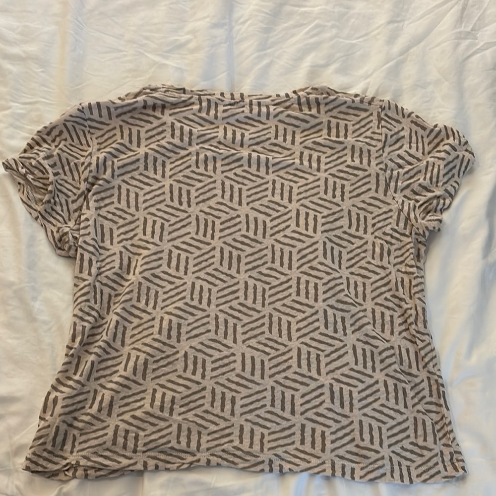 Splendid Geometric Patterned Women's Top - Picture 4 of 4